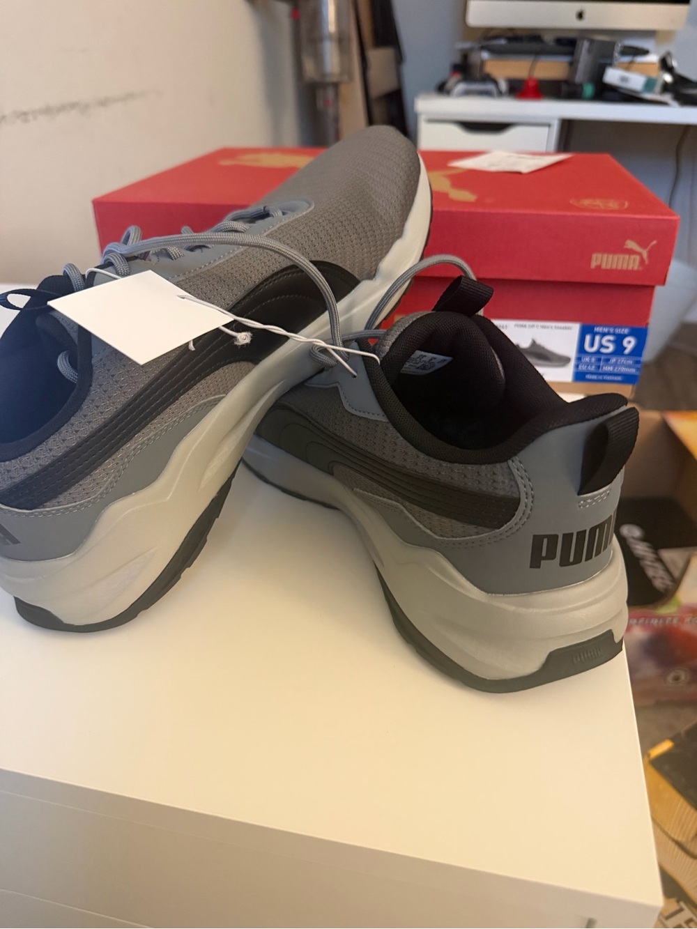 PUMA Men's Gray and Black Athletic Sneakers
